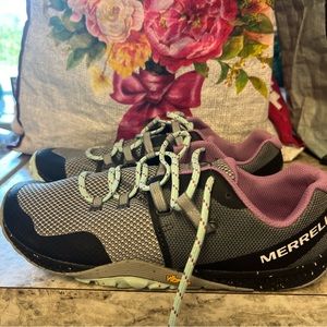 MERRELL TRAIL GLOVE 6 HIKING SHOE WOMEN'S 10 M/ J066830
